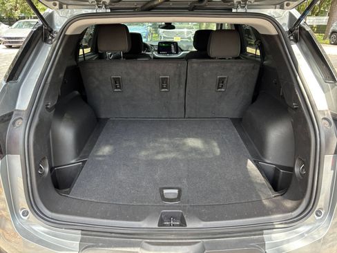 Used 2026 Chevrolet Blazer LT FWD image 32