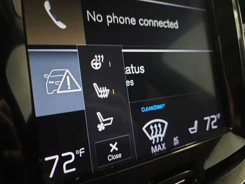 Used 2018 Volvo XC60 T5 Inscription w/ Luxury Seat Package image 8