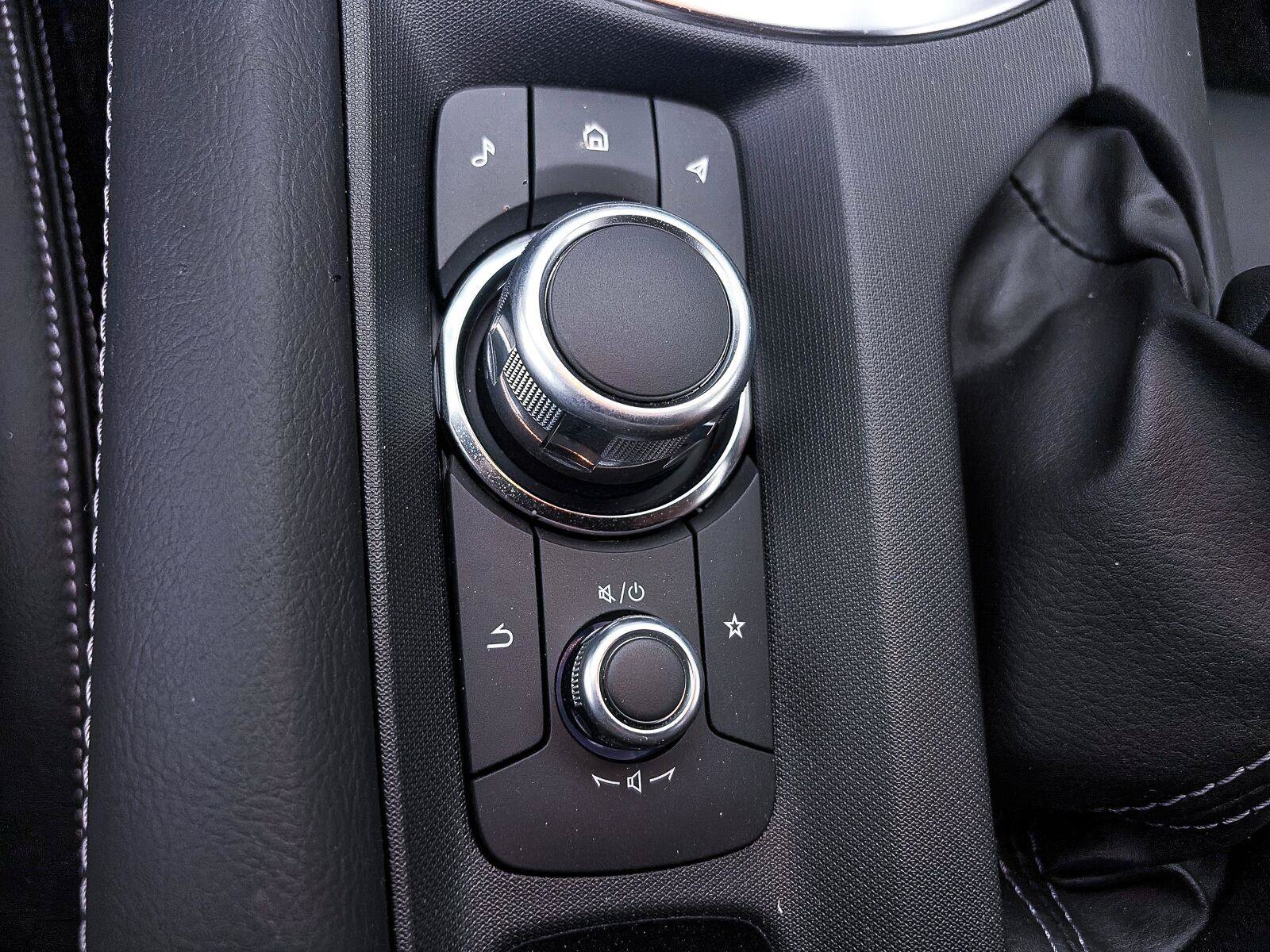 Used 2026 MAZDA MX-5 Miata Grand Touring RWD image 25