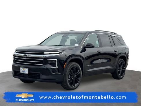 New 2026 Chevrolet Traverse LT w/ Driver Confidence Package image 1