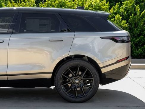 New 2026 Land Rover Range Rover Velar Dynamic SE AWD/4WD image 18