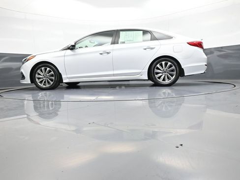 Used 2016 Hyundai Sonata Sport w/ Option Group 03 FWD image 33