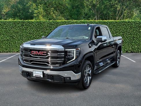 Used 2025 GMC Sierra 1500 SLT w/ SLT Premium Plus Package AWD/4WD image 8