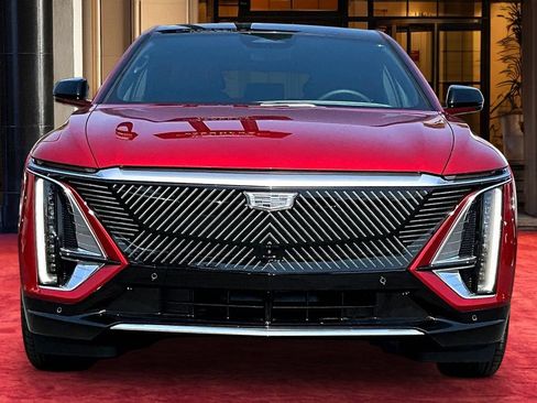 New 2026 Cadillac Lyriq Luxury w/ LPO, Floor Liner Package RWD image 3