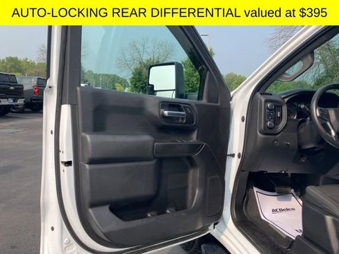 Used 2021 Chevrolet Silverado 1500 Custom w/ Custom Max Trailering Package image 6