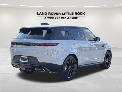 Used 2025 Land Rover Range Rover Sport SE