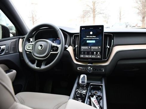 New 2026 Volvo XC60 B5 Plus w/ Protection Package Premier AWD/4WD image 19
