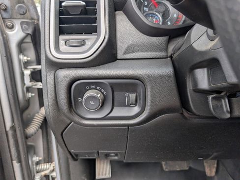 Used 2024 RAM 3500 Tradesman w/ Chrome Appearance Group image 29