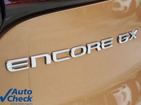 Used 2024 Buick Encore GX Sport Touring w/ Advanced Technology Package FWD image 10