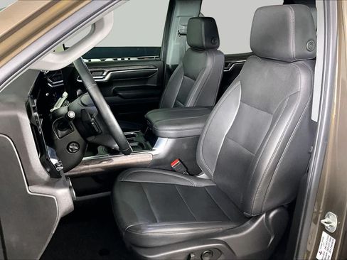 Used 2023 Chevrolet Silverado 1500 LTZ w/ LTZ Premium Texas Edition AWD/4WD image 8