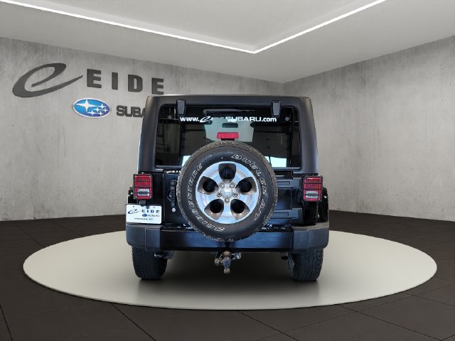 Used 2018 Jeep Wrangler Unlimited Sahara AWD/4WD image 8