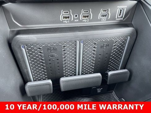 New 2026 RAM 1500 Laramie w/ Night Edition image 16