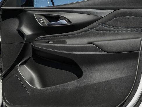 New 2026 Buick Envista Sport Touring w/ Convenience I Package FWD image 10