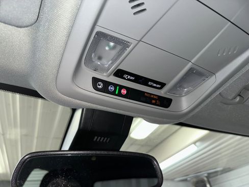 Certified 2022 GMC Terrain SLE w/ Driver Convenience Package image 17