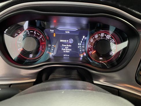 Used 2019 Dodge Challenger R/T w/ Driver Convenience Group image 12