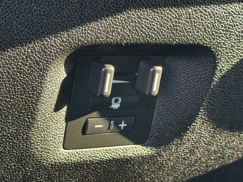 Used 2008 Chevrolet Silverado 2500 LTZ w/ Suspension Package, Off-Road image 27