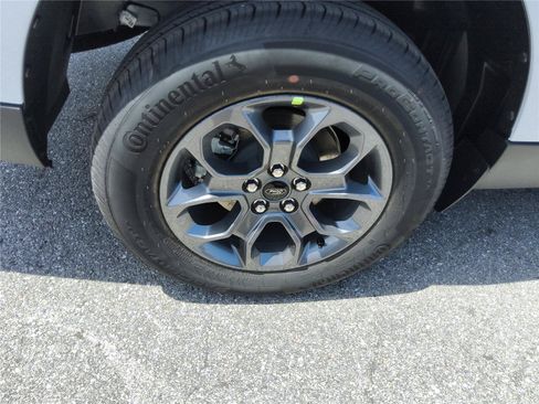 New 2026 Ford Maverick XLT w/ XLT Luxury Package FWD image 20