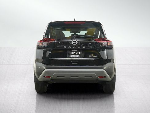 Used 2023 Nissan Rogue SV w/ SV Premium B Package AWD/4WD image 4