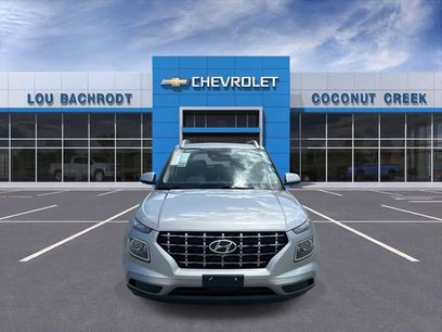 Used 2025 Hyundai Venue SEL
