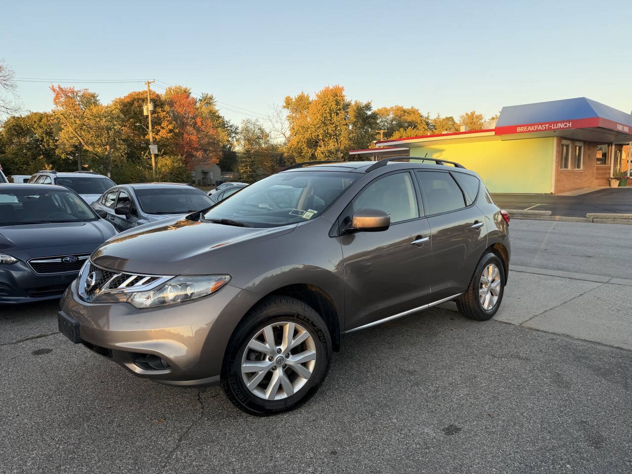 Used 2014 Nissan Murano SL w/ Navigation Package AWD/4WD image 2