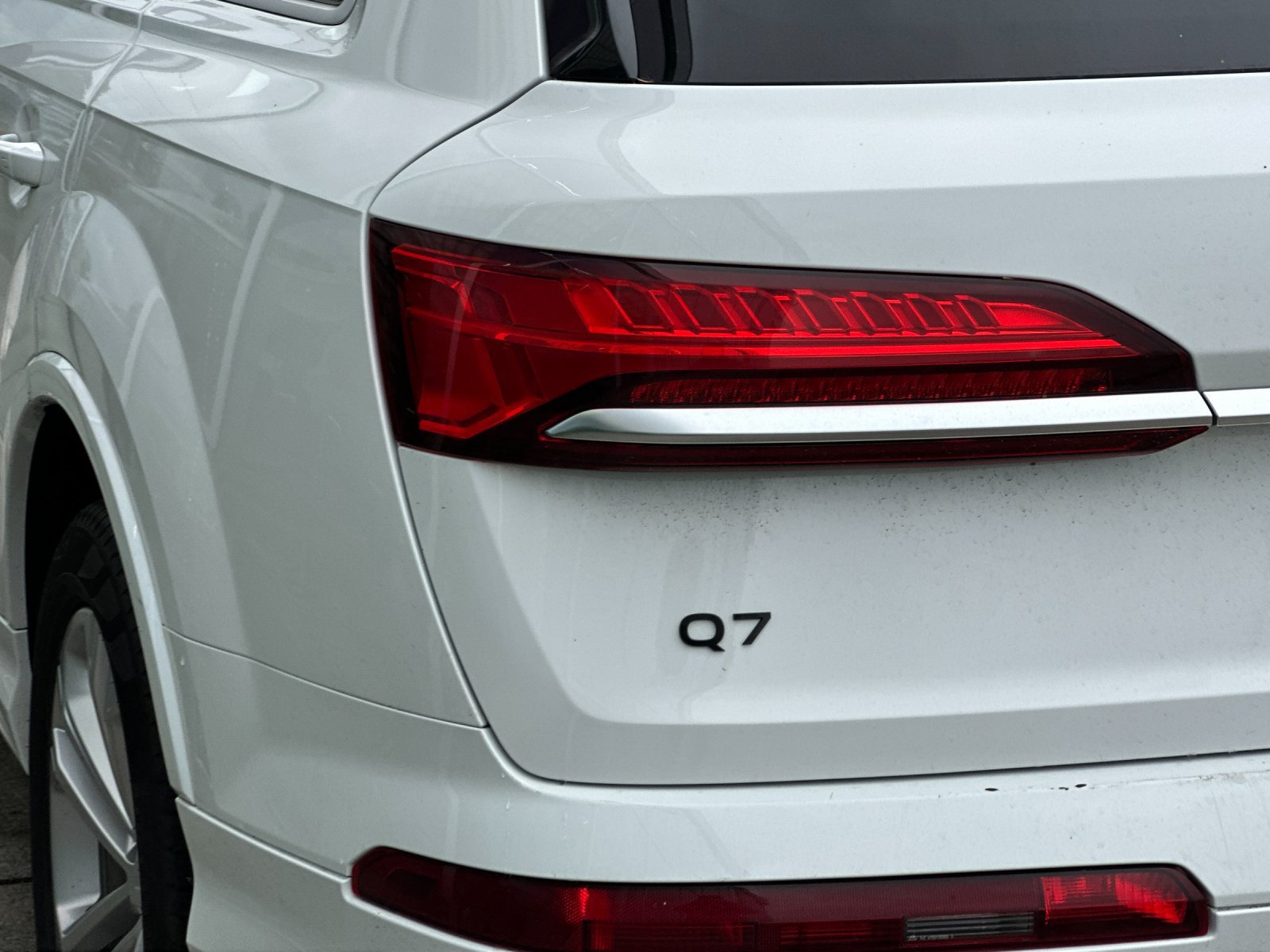 Used 2025 Audi Q7 3.0T Premium Plus AWD/4WD image 26