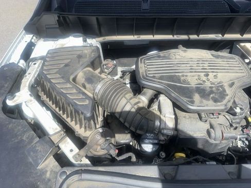 Used 2019 GMC Acadia SLT w/ Black Edition image 12