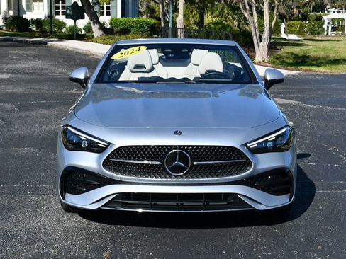 Used 2024 Mercedes-Benz CLE 450 4MATIC Cabriolet image 9