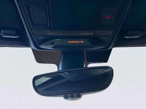 Used 2017 Jaguar F-TYPE S image 16