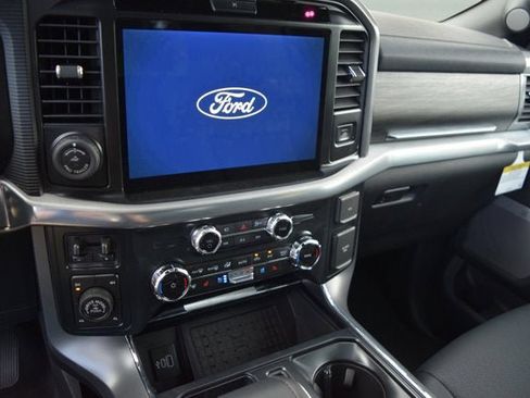 New 2025 Ford F150 Lariat w/ Equipment Group 502A High image 9