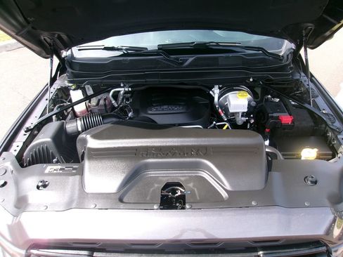 Certified 2026 RAM 2500 Big Horn AWD/4WD image 18
