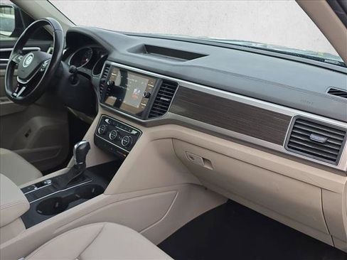 Used 2019 Volkswagen Atlas SE image 21