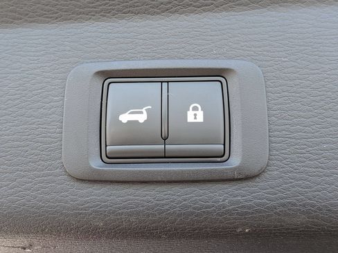 Used 2024 Mitsubishi Outlander SEL FWD image 34