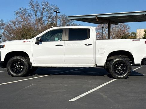 Used 2021 Chevrolet Silverado 1500 LT Trail Boss w/ Bed Protection Package image 13