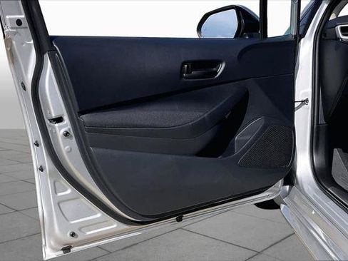 Used 2026 Toyota Corolla LE FWD image 22