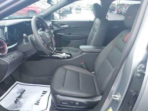 New 2026 Chevrolet Trax RS w/ Driver Confidence Package FWD image 13