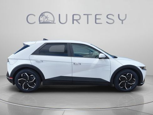 Certified 2022 Hyundai Ioniq 5 SEL RWD image 6