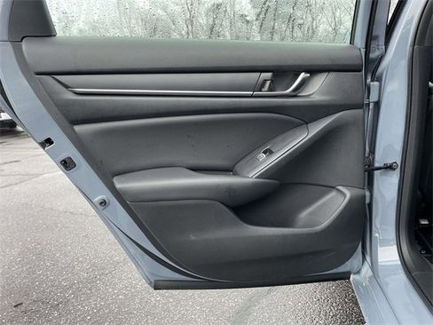 Used 2022 Honda Accord Sport image 15