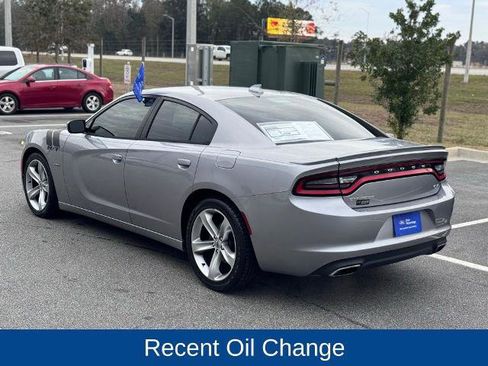 Used 2017 Dodge Charger R/T image 5