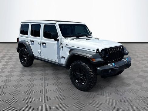 Used 2023 Jeep Wrangler Unlimited w/ Sun & Screen Package AWD/4WD image 4