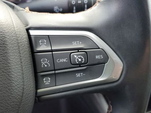 Certified 2022 Jeep Compass Limited image 10