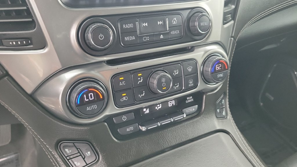 Used 2020 Chevrolet Tahoe Premier AWD/4WD image 14