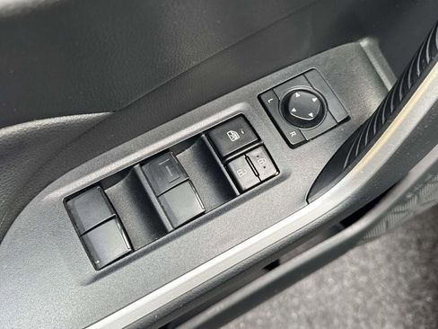 Certified 2022 Toyota RAV4 LE image 16