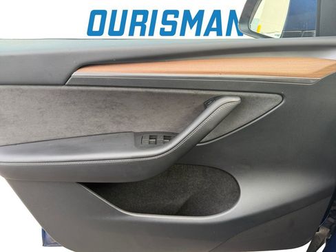 Used 2023 Tesla Model Y Long Range image 20