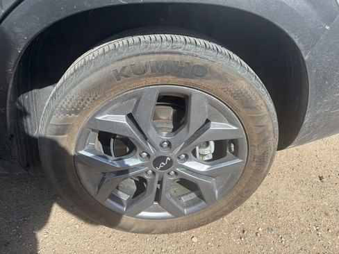 Used 2024 Kia Seltos S AWD/4WD image 13
