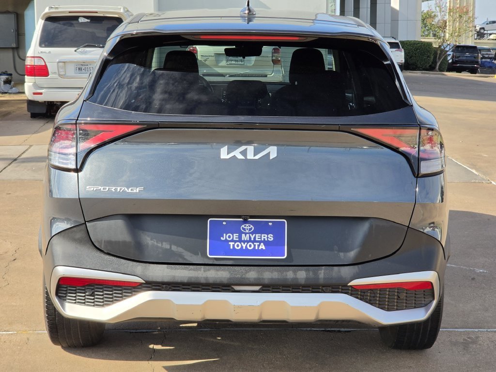Used 2023 Kia Sportage LX FWD image 8