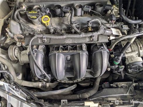 Used 2021 Ford Transit Connect XLT image 26