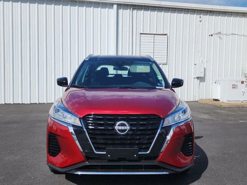 Used 2024 Nissan Kicks SV FWD image 8