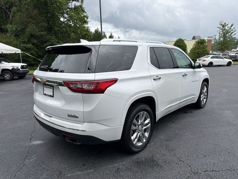 Used 2020 Chevrolet Traverse High Country FWD image 5
