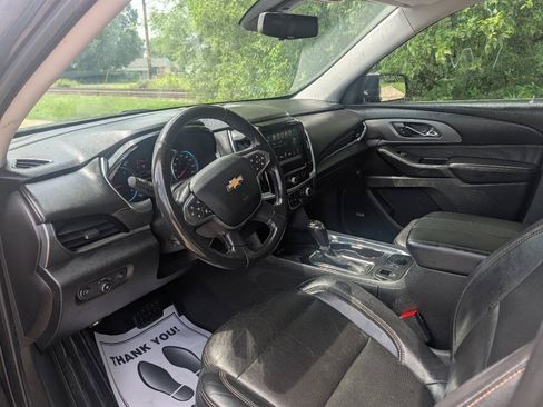 Used 2018 Chevrolet Traverse Premier AWD/4WD image 4
