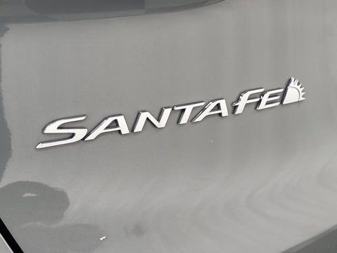 Used 2022 Hyundai Santa Fe SEL w/ Convenience + Premium Package FWD image 8